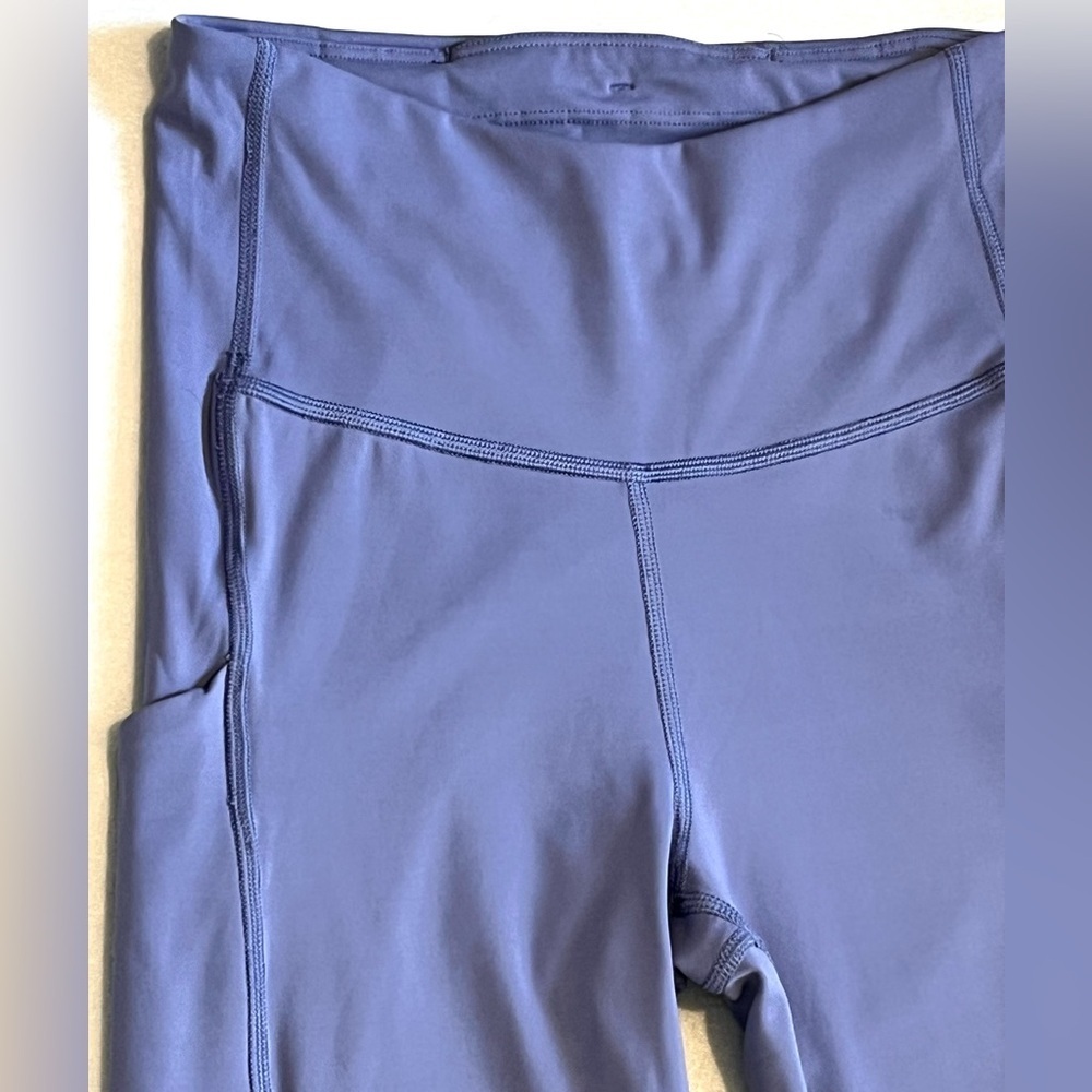 Athleta Lavender Ultimate Stash Pocket Capri Leggings Women’s Size XXS - Picture 2 of 16
